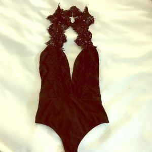Open back lace turtle neck strapless bodysuit